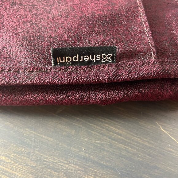 Sherpani Textured Crossbody Shoulder Bag – Burgundy/Wine – Lightweight & Stylish - Picture 3 of 8